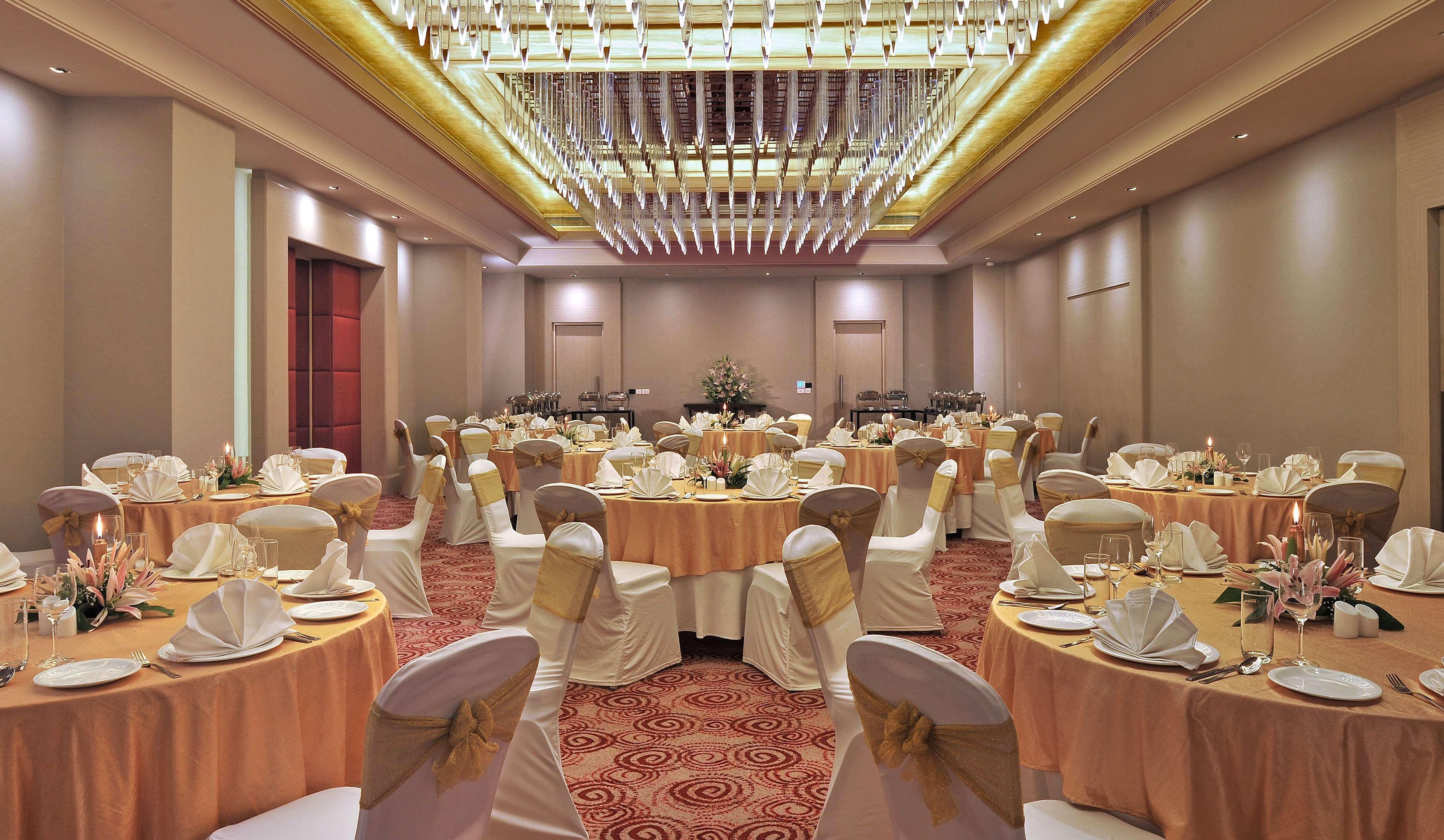 Radisson Hitec Hotel 5*