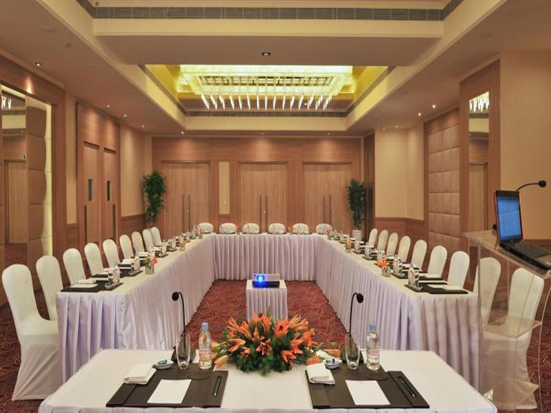 Hotel Radisson Hitec Hyderabad