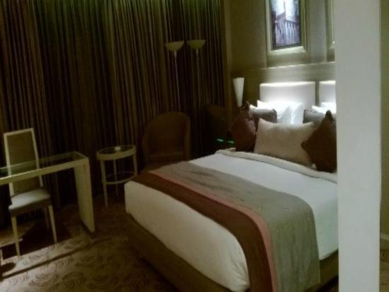 Radisson Hitec 5* Hyderabad