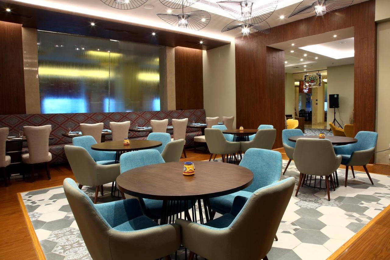 Radisson Hitec Hotel 5*